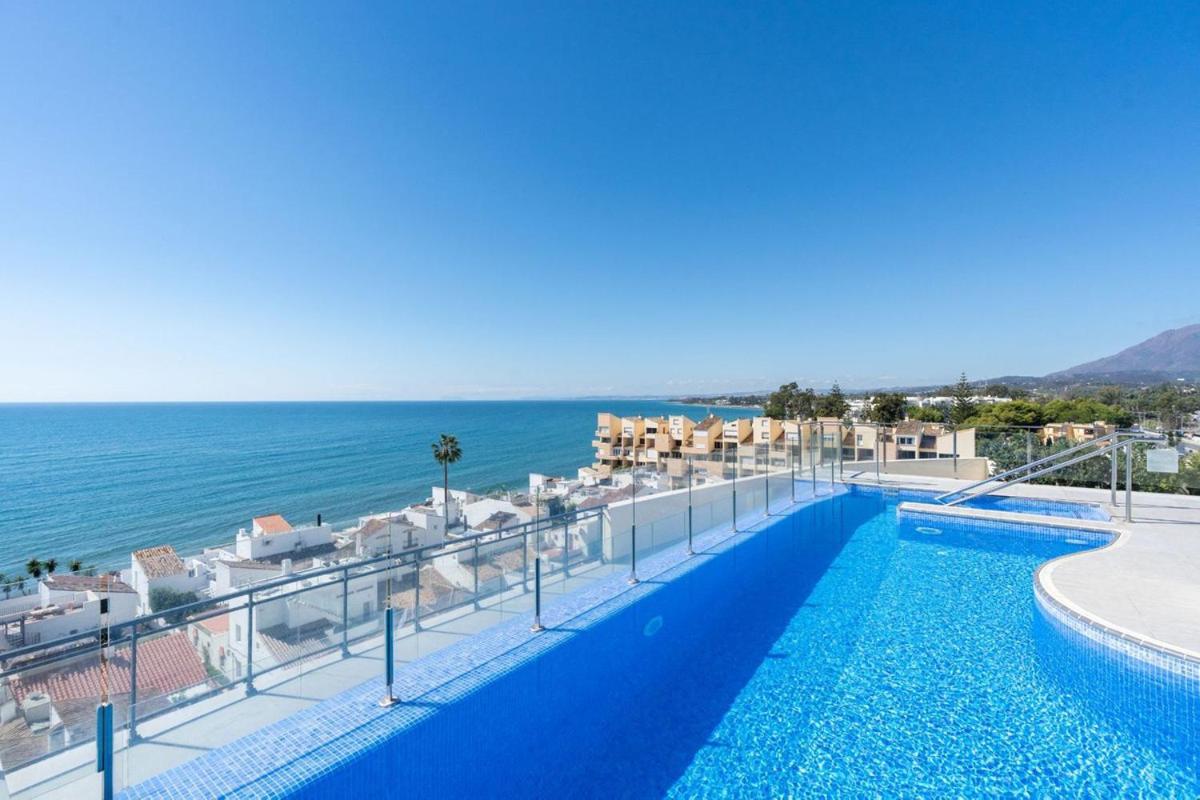 Hello Cosmo Lägenhet Estepona Exteriör bild